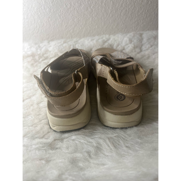 Earth Spirit Sandals Womens 8 Slingback Strappy WMES29ER073 Tan Faux Leather - Picture 6 of 8